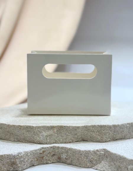 اكياس كرتون للتوزيعات ( 8*4*11 سم ) 10 قطع